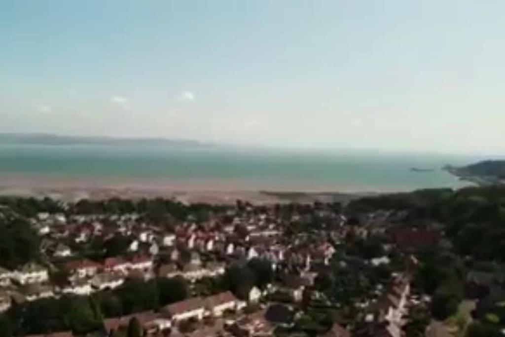 Mumbles - Modern Apartment With Panoramic Sea Views Oystermouth Exterior foto