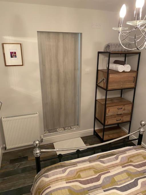 Mumbles - Modern Apartment With Panoramic Sea Views Oystermouth Exterior foto